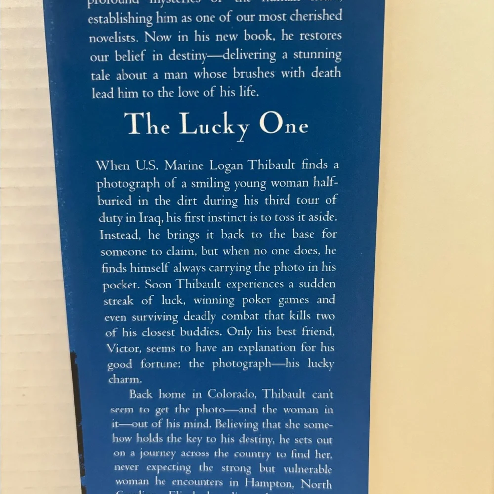 The Lucky One by Nicholas Sparks Hardcover - Picture 3 of 7